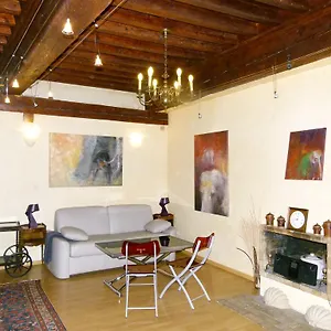 Apartment Vieux Cour Renaissance, Lyon